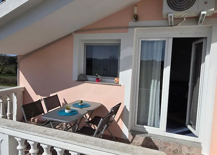 Valentina - Tonka 풀라